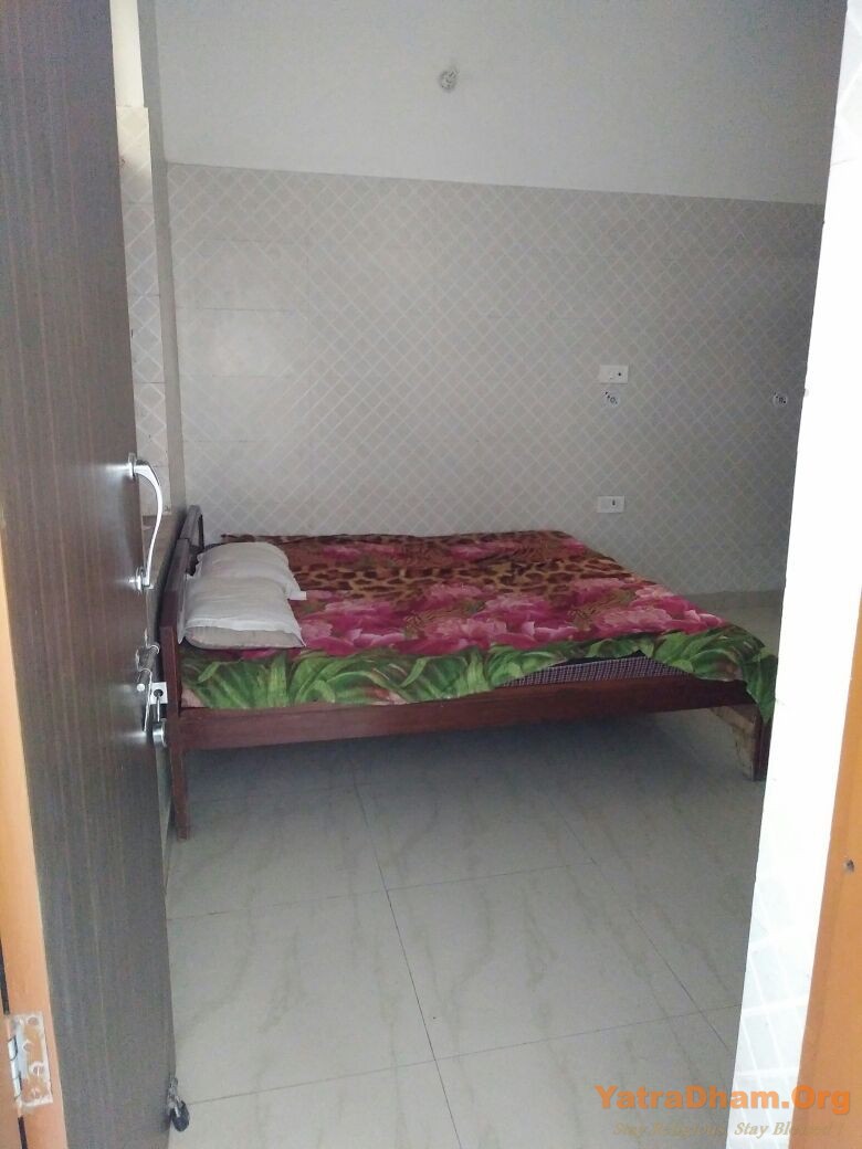 Brijghat Mahavar Vaishya Bhavan 2 Bed_Non A/c. Room_View1