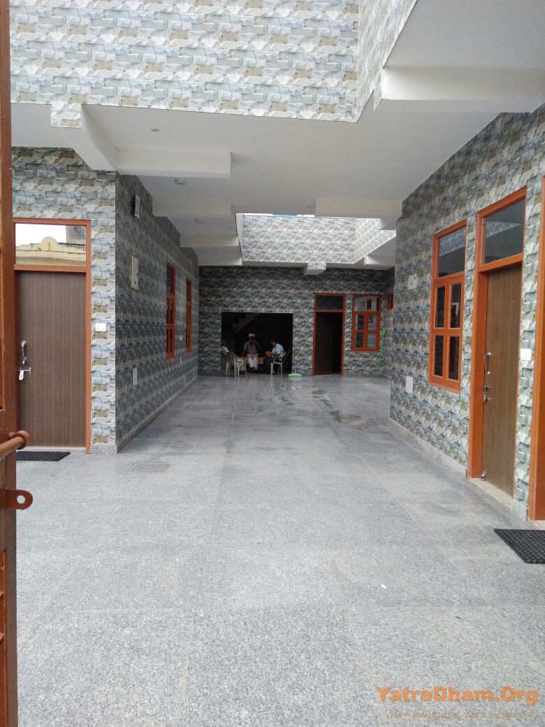 Brijghat Mahavar Vaishya Bhavan Dharamshala Lobby
