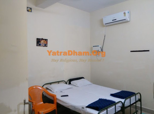 Srirangam - YD Stay 8902 (Hotel BSSK Comfort Inn) (Near Temple)