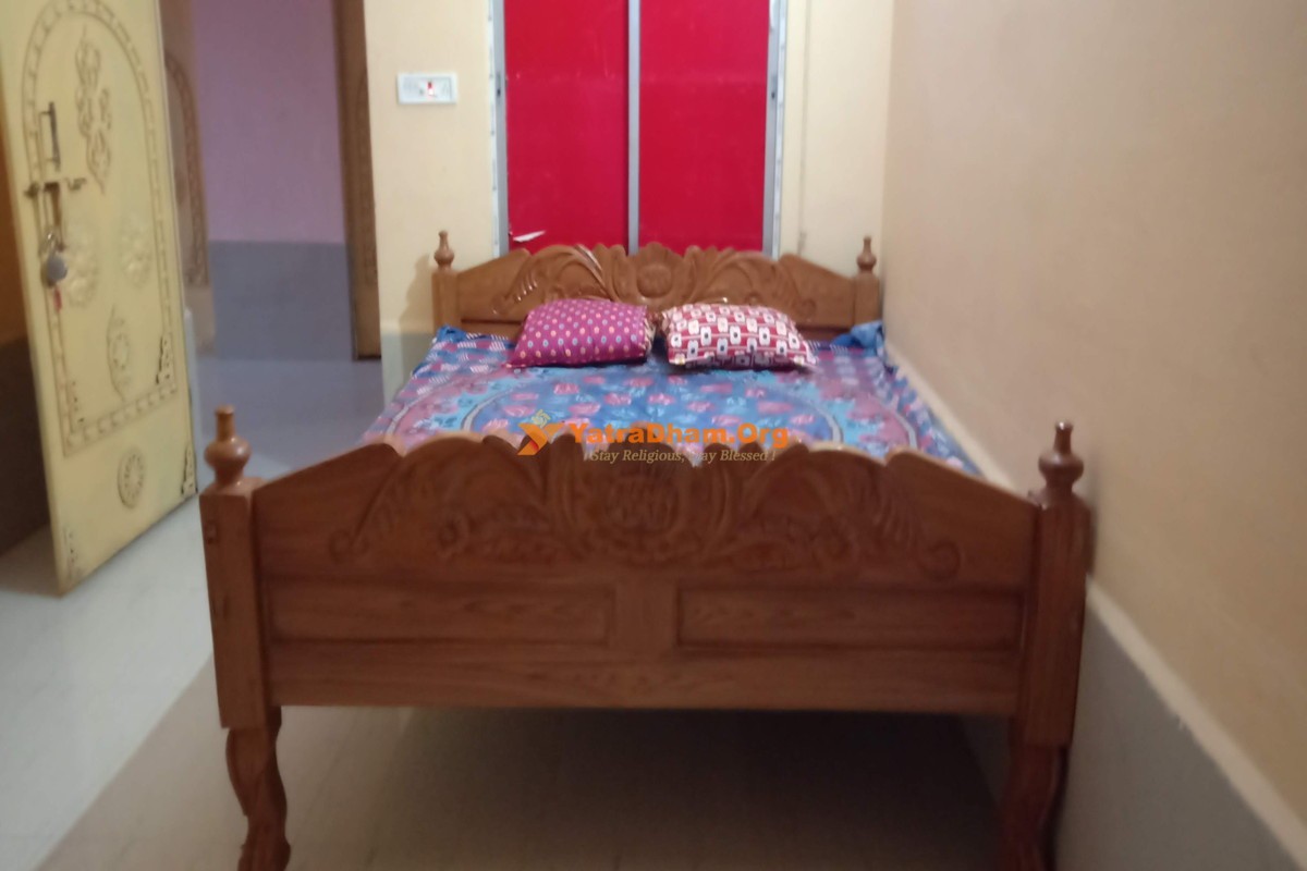 Sri Chaitanya Gaudiya Math - Jagannath Puri (Near Jagannath Temple)