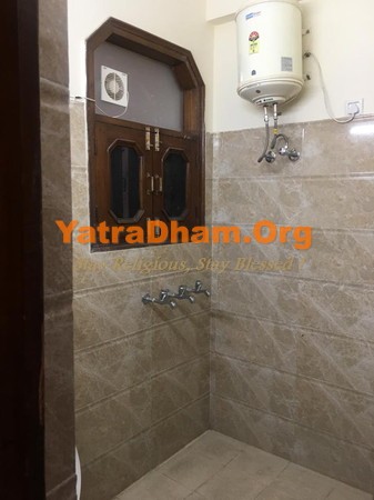 Chandigarh Gujjar Bhawan Bathroom