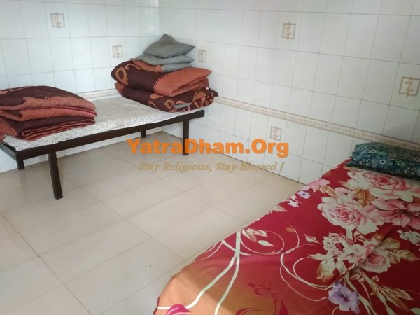 Dakor Shree Swaminarayan Mandir 2 Bed Non Ac Room