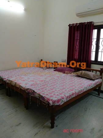 Pondicherry - Shree Digambar Jain Bhavan Room View4