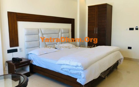Dehradun - YD Stay 58003 (Hotel Doon's Pride) 2 Bed AC Room View 4