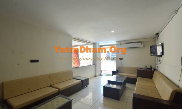 Dehradun - YD Stay 58003 (Hotel Doon's Pride) Waiting Area