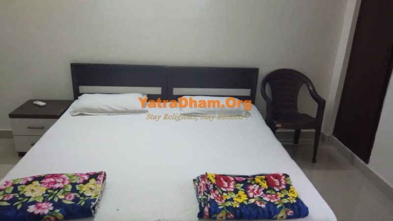 Delhi Adhyatm Sadhna Kendra 2 Bed AC Room (Anekant Sadan) View-2