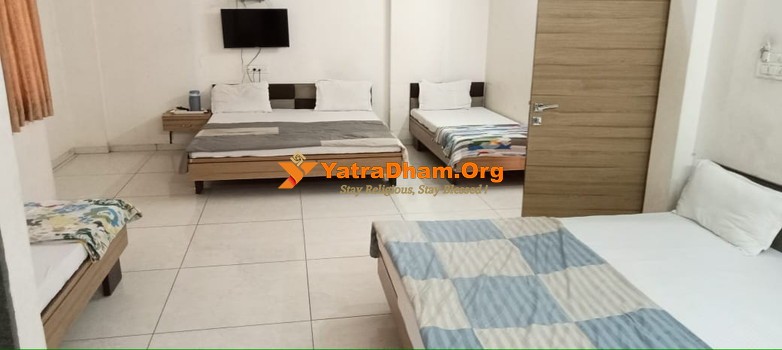 Ambaji New Modi Bhavan 4 AC Bed Room