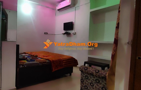 Ayodhya Jai Maa Nanda Devi Guest House Room View 6
