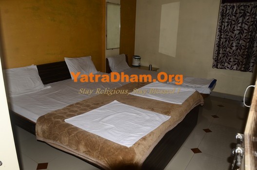 Somnath - Shri Balaji Guest House (YD Stay 4710)