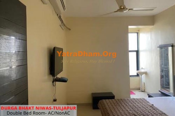 Tuljapur Shree Durga Bhakt Niwas Room