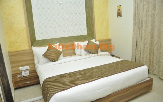 Dwarka Hotel Narayan Inn Room View 4