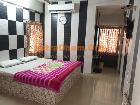 Dwarka Hotel Shivam Room View 3