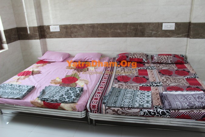 Dwarka Swaminarayan Bhakti Dham 4 Bed Non AC Room View2