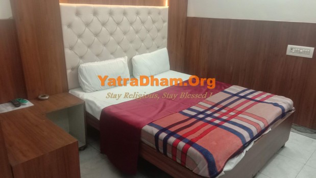 Dehradun - YD Stay 5802 (Hotel Ganesh Guest House)
