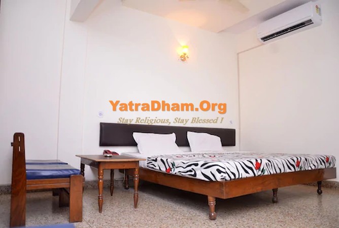 Varanasi Hotel Gautam Room View 2