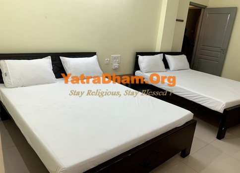 Kanchipuram - YD Stay 17404 (Geetha Residency) 4 Bed Room View 1