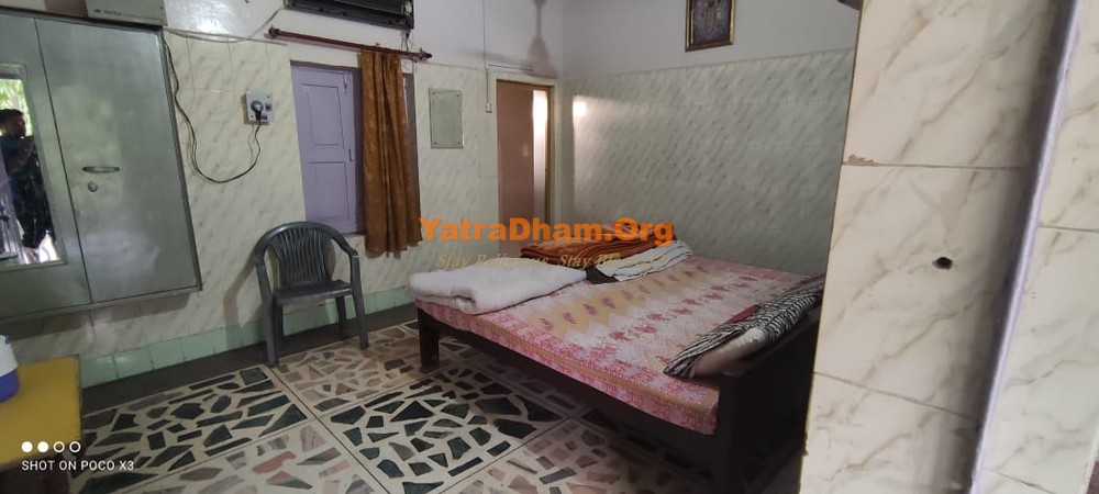Jatipura - Shri Giriraj Dham Bhawan 2 Bed Room View 1