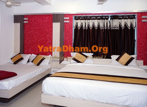 Dwarka - YD Stay 50002 (Hotel Gopal) 4 Bed AC Room View 1