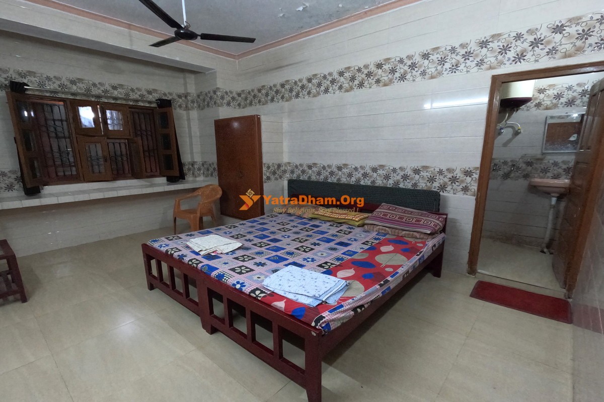 Sant Mandal Ashram (Near Har Ki Pauri) - Haridwar