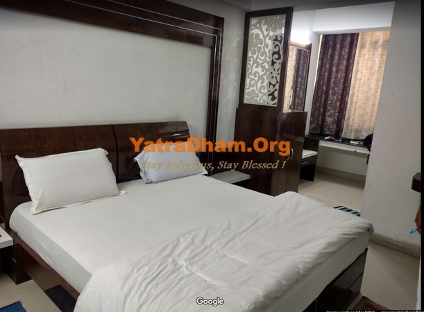 Vidhi Chand Dharamshala Gwalior  2 Bed AC Room