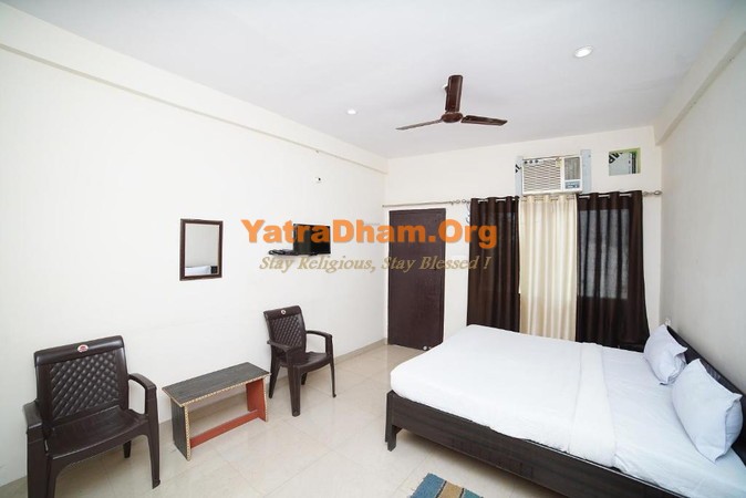 Tanakpur - YD Stay 262002 (Hotel Hari Kripa) Room View5