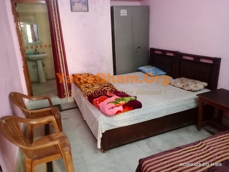 Haridwar Avdhoot Mandal Ashram Room View 2