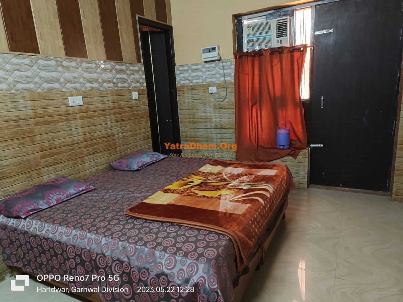 Haridwar Shri Hanumant Dham Room View 4