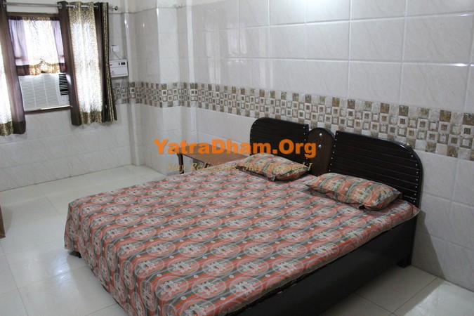 Haridwar Ekta Bhavan Dharamshala  2 Bed Room View 1