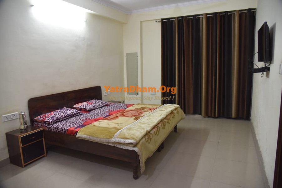 Haridwar_Gopi_Dham_Dharamshala_2 Bed_Non AC Room_View2