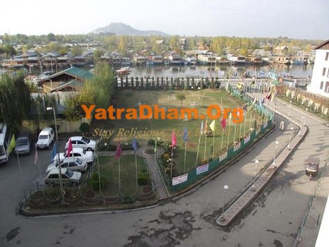 Srinagar - YD Stay 5705 (Hotel Heemal) Open Area