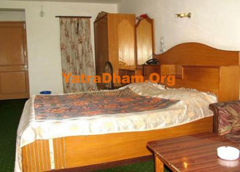 Srinagar - YD Stay 5705 (Hotel Heemal) 2 Bed Room View 1