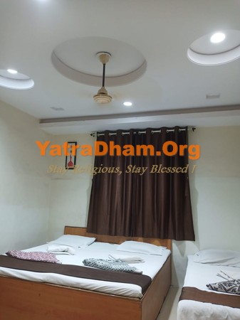 Solapur YD Stay 16501 Room View4
