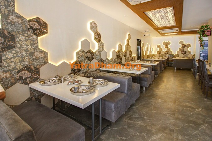 Gandhinagar Hotel Gokul Room