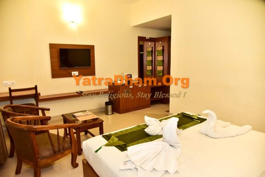 Mysore - YD Stay 10601 (Hotel Golden Castle) 2 Bed AC Suite Room View 3