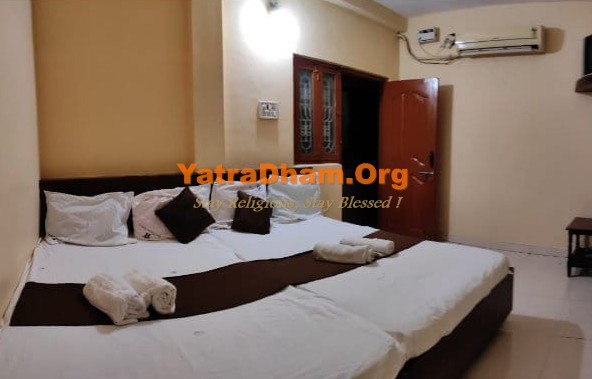 Rameshwaram - YD Stay 3913 (Hotel Queen Palace) 4 Bed Room View 1