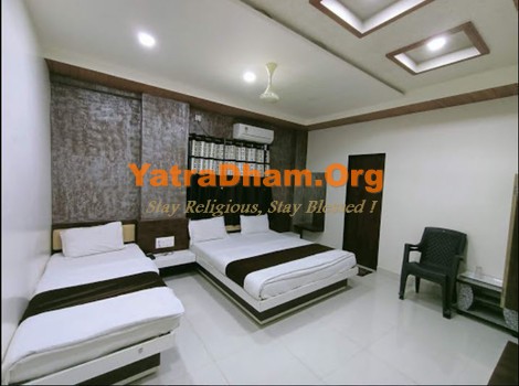 Somnath Hotel Shivdhara 2 Bed Room View 3