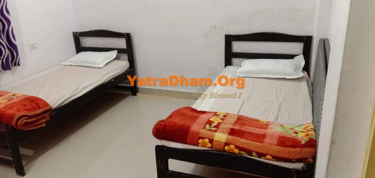 Naimisharanya Adichunchunagiri Mahasansthan math (Karnataka Ashram) 2 Bed Non AC Room View2