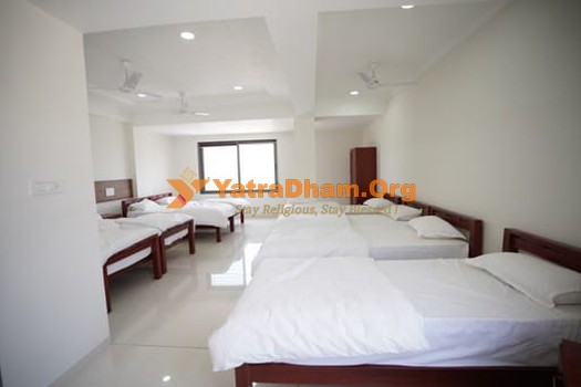 Shree Swaminarayan Mandir Dharamshala Jetalpur Room View 5