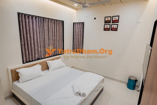 Hotel Ayodhya Virpur Room View 1