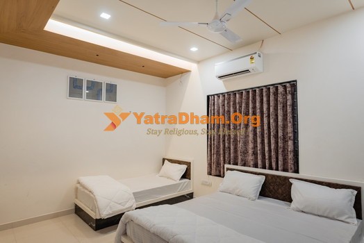 Hotel Ayodhya Virpur Room View 4