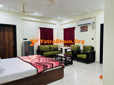 Tuljapur Mahaveer Lodh Dharamshala 2 Bed Room