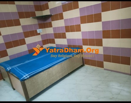 Pune Janhavi Bhakt Niwas Room