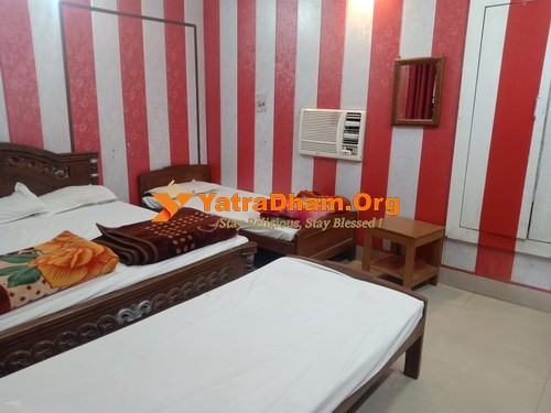 Haridwar Shree Vasudev Ashram Trust Samiti 3 Bed Non AC Room view