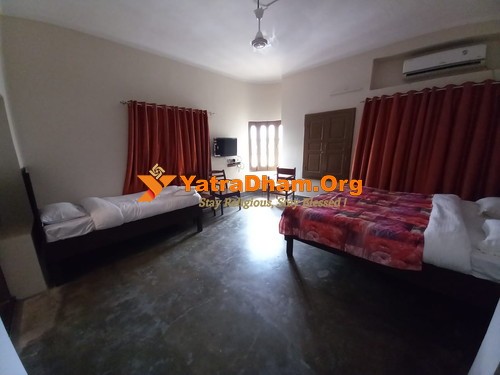 Haridwar Govind Bhawan Dharamshala 3 Bed AC Room View