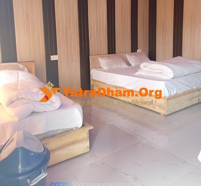 Guptkashi Chaukhamba View Resort  4 Bed Super Deluxe Room