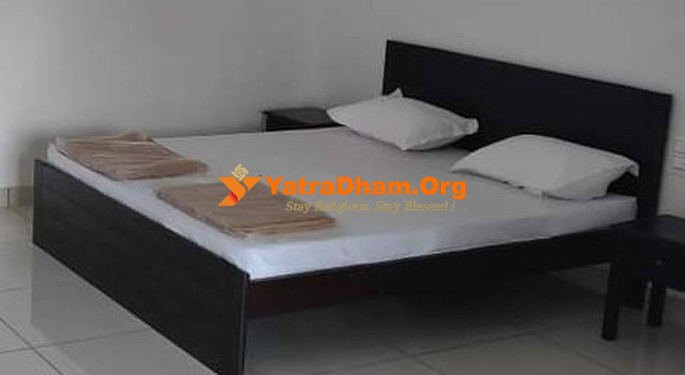 Nathdwara Shriji Dham (Bhatia Bhawan) 2 Bed Non AC Room View