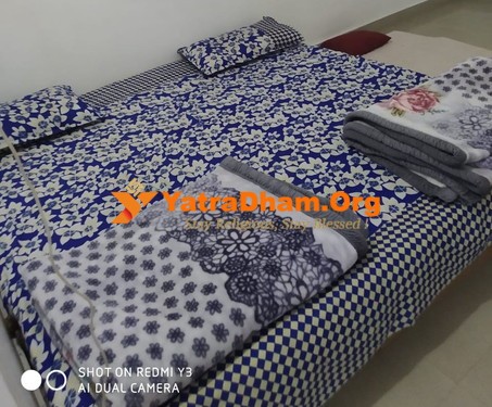 Pawapuri Digambar Jain Dharamshala 2 Bed Room View