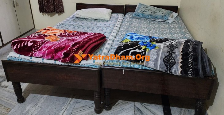 Rishikesh Ma Katyani mandir Gian Kartar Ashram 2 Bed Room View