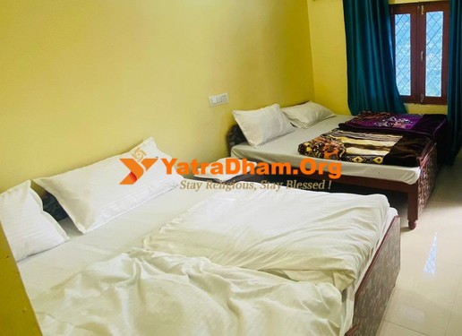 Guptkashi Best View Home Stay 4 Bed Non AC Room