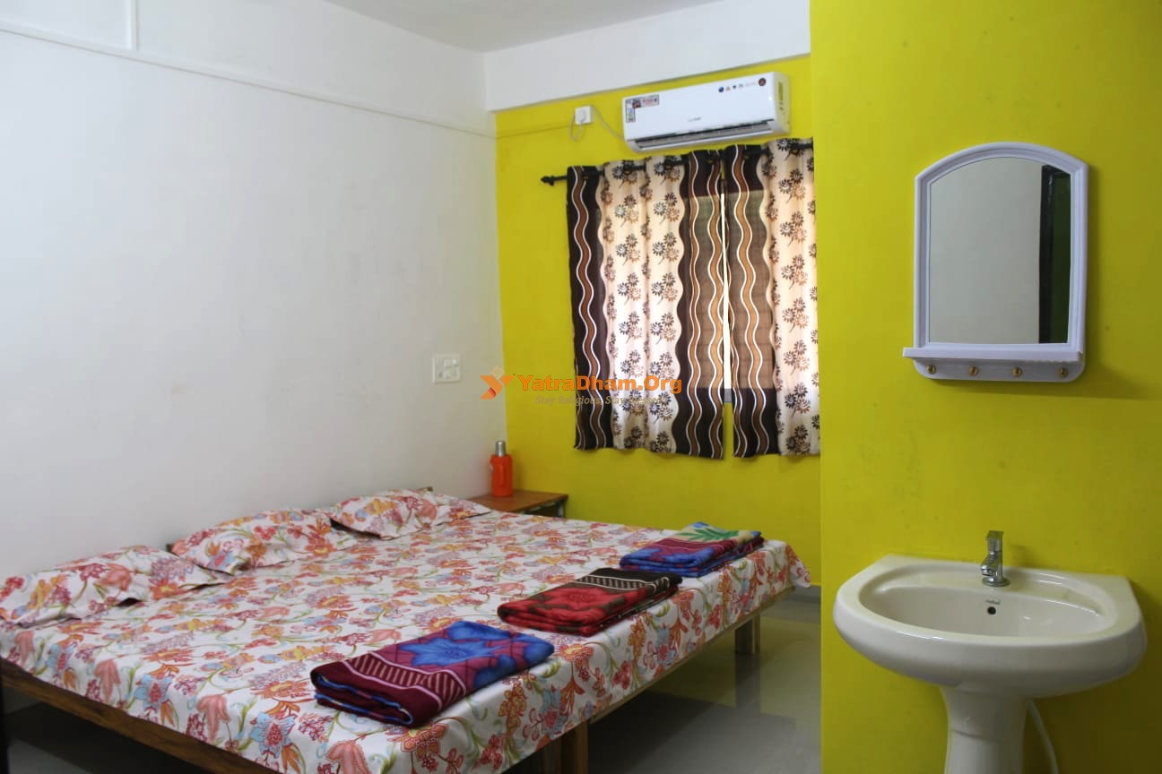 Sadanand Guest House - Guhagar (Ratnagiri)
